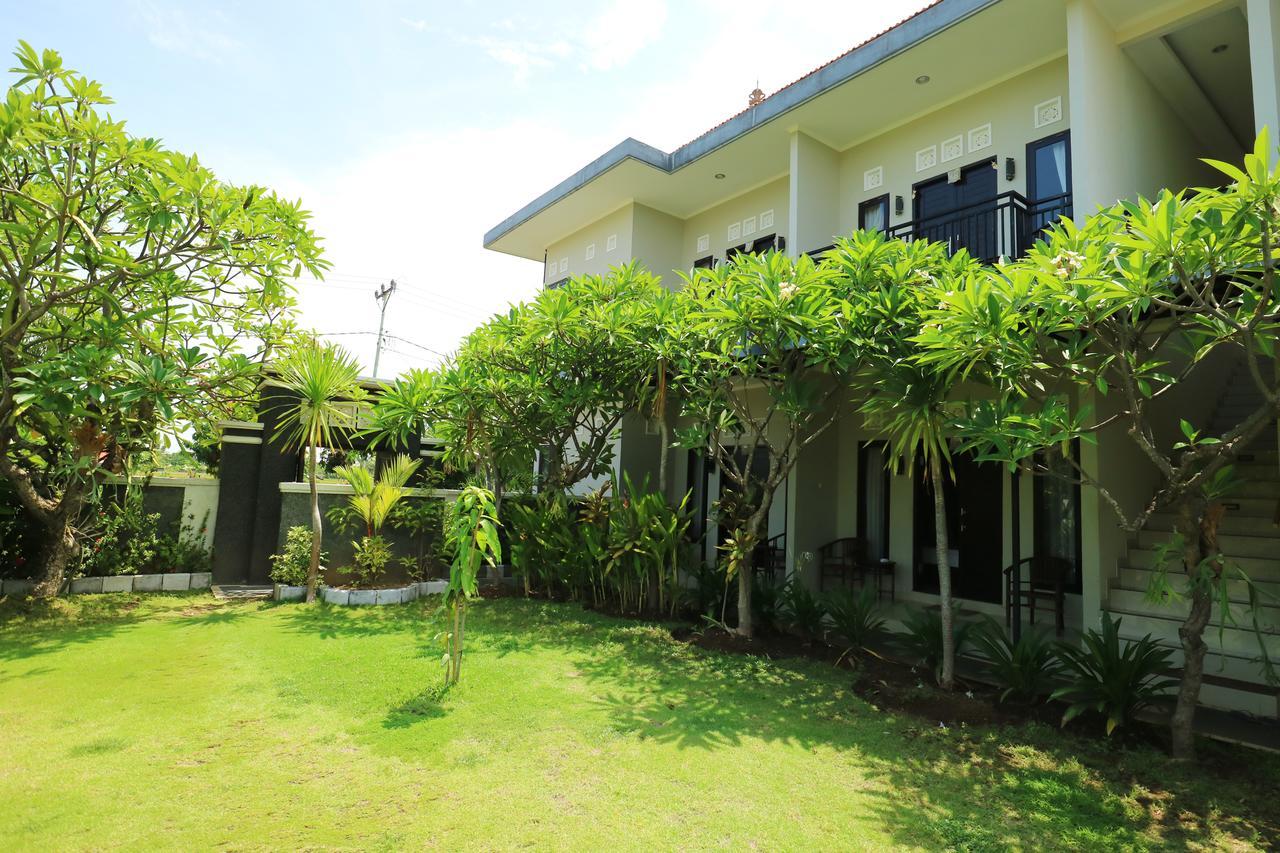 Gm Lovina Hotel Exterior photo