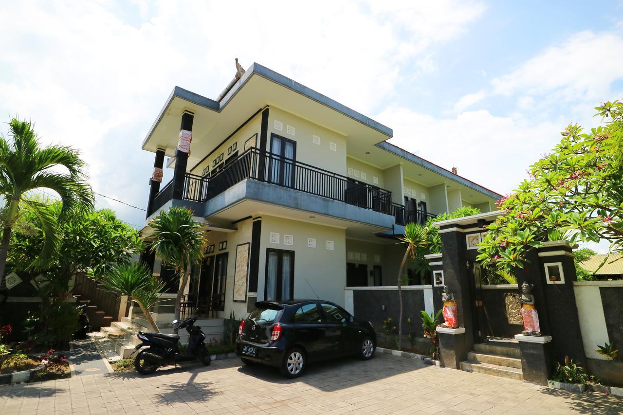 Gm Lovina Hotel Exterior photo