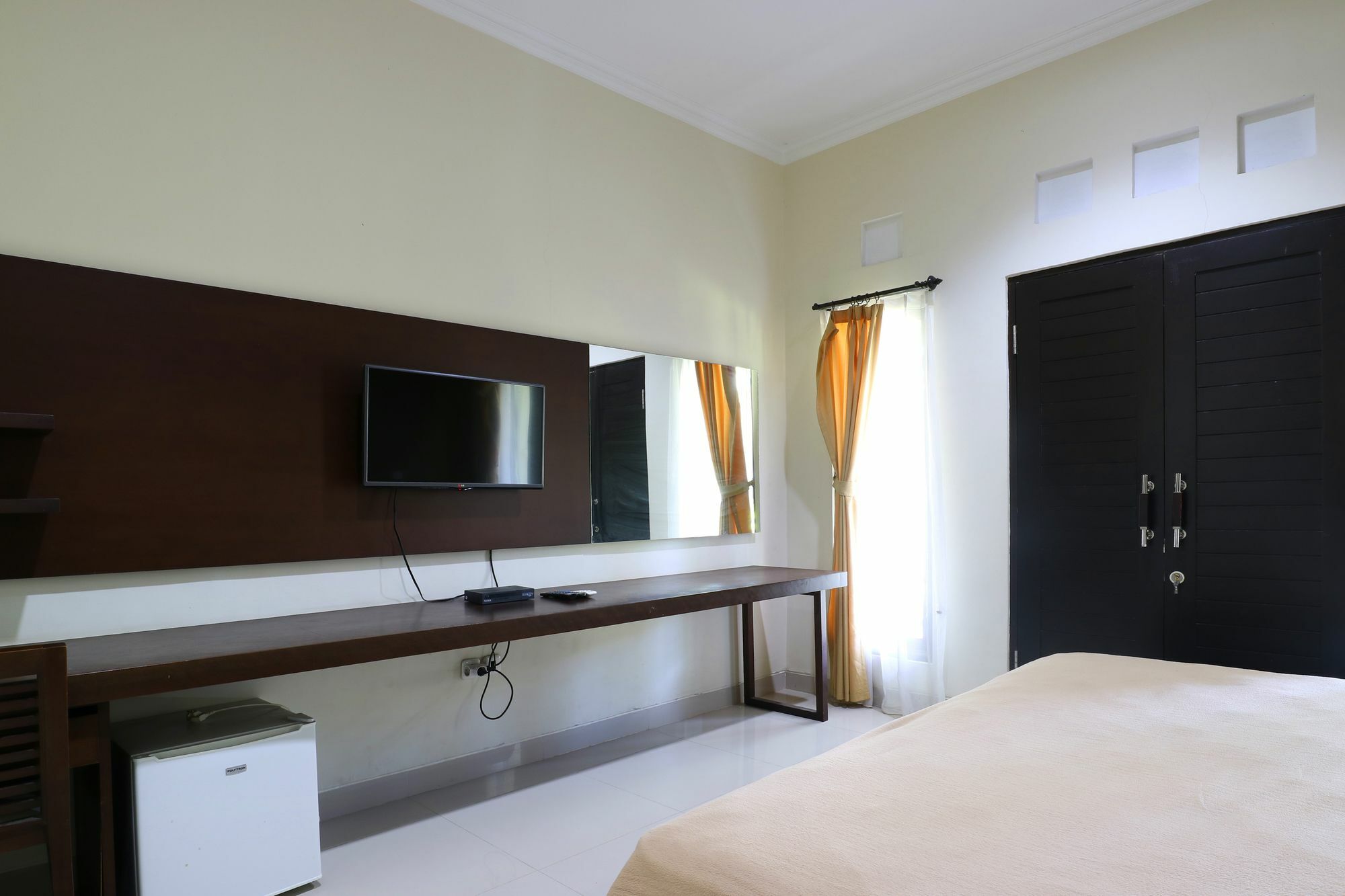 Gm Lovina Hotel Exterior photo